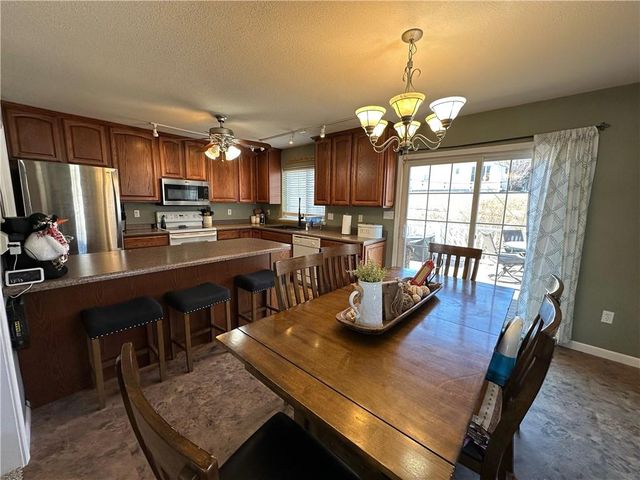 126 Memory Lane, Maryville, MO 64468