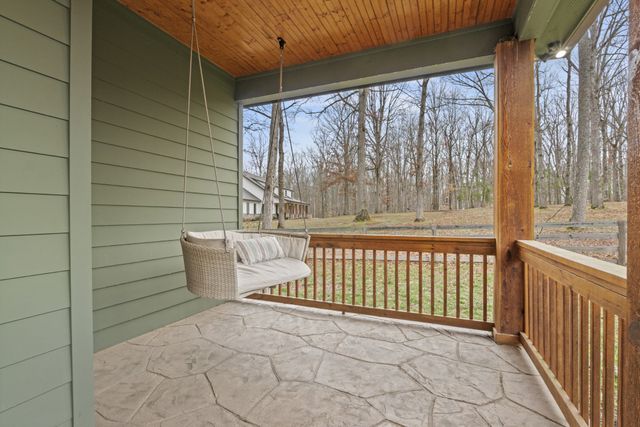 1073 Split Rail Cir, Kingston Springs, TN 37082