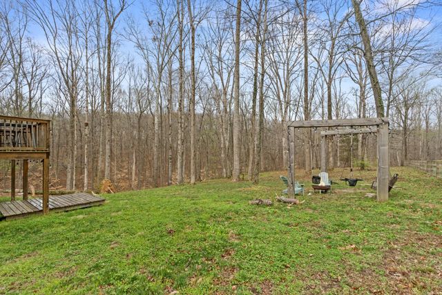 1073 Split Rail Cir, Kingston Springs, TN 37082