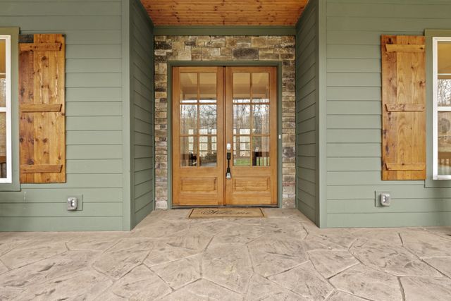 1073 Split Rail Cir, Kingston Springs, TN 37082