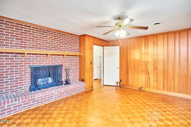 2108 Edgewood Avenue, Burlington, NC 27215