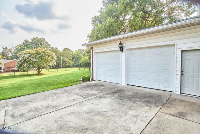 2108 Edgewood Avenue, Burlington, NC 27215