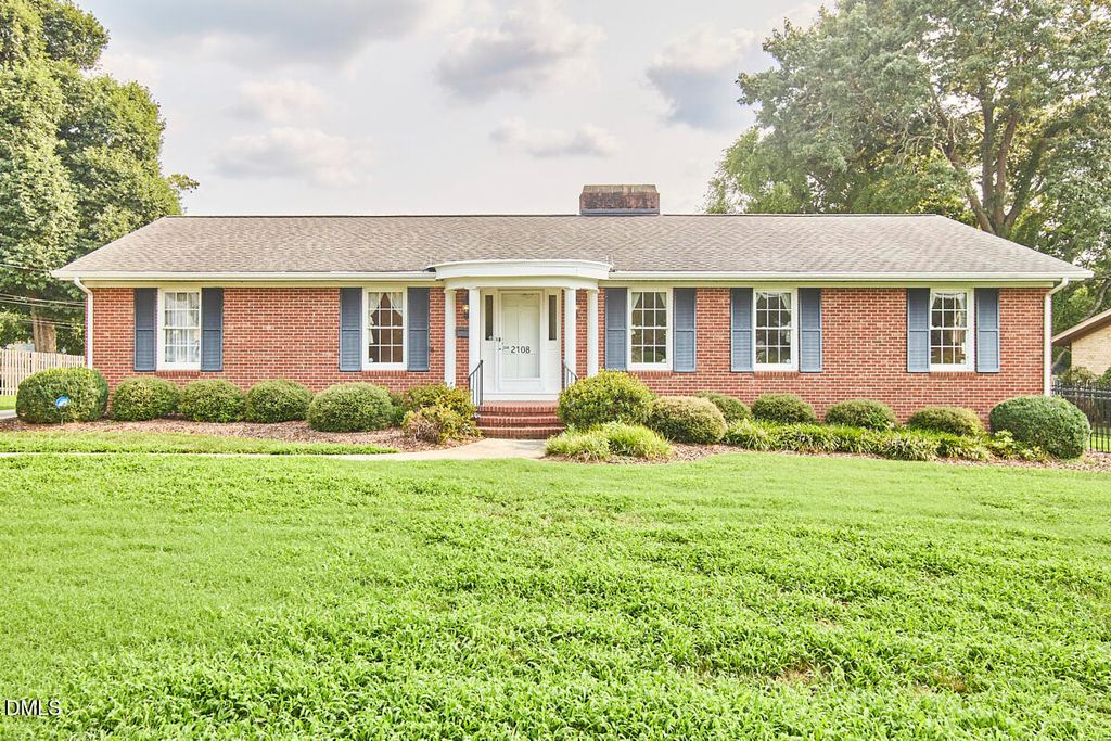 2108 Edgewood Avenue, Burlington, NC 27215