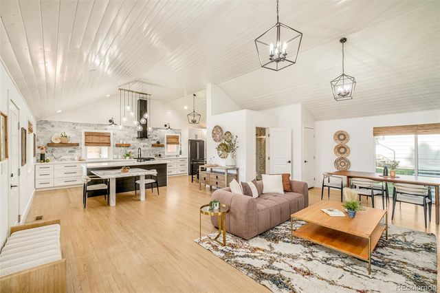 2990 S Sherman Street, Englewood, CO 80113