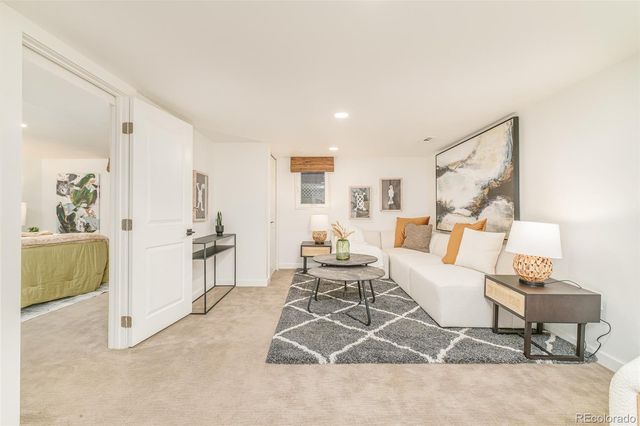 2990 S Sherman Street, Englewood, CO 80113