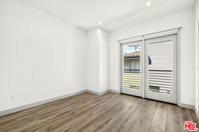 440 Palm Drive 4, Glendale, CA 91202