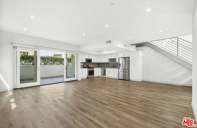 440 Palm Drive 4, Glendale, CA 91202