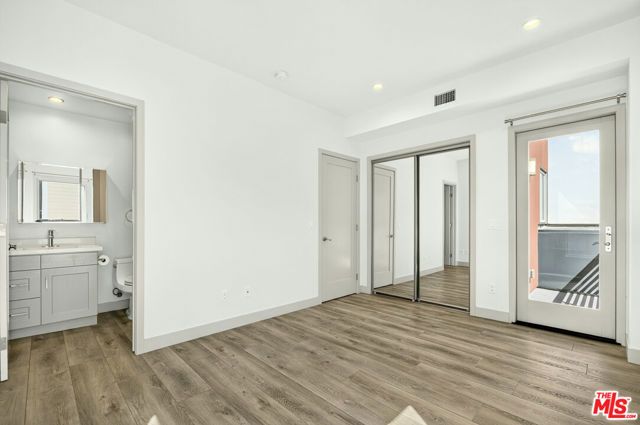 440 Palm Drive 4, Glendale, CA 91202