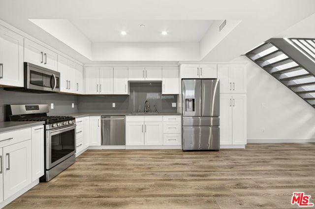 440 Palm Drive 4, Glendale, CA 91202