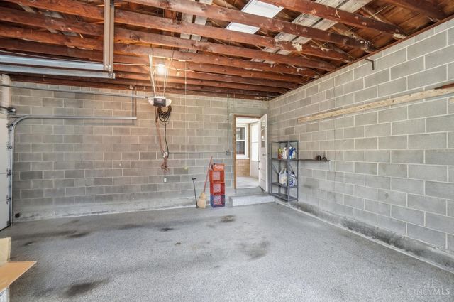 10 Nancy Lane, Hamilton, OH 45013