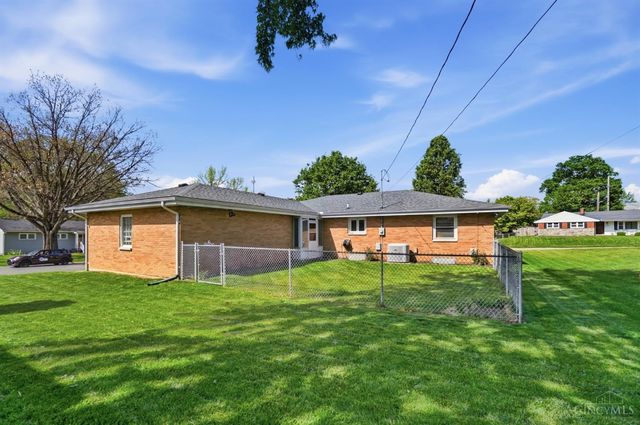 10 Nancy Lane, Hamilton, OH 45013