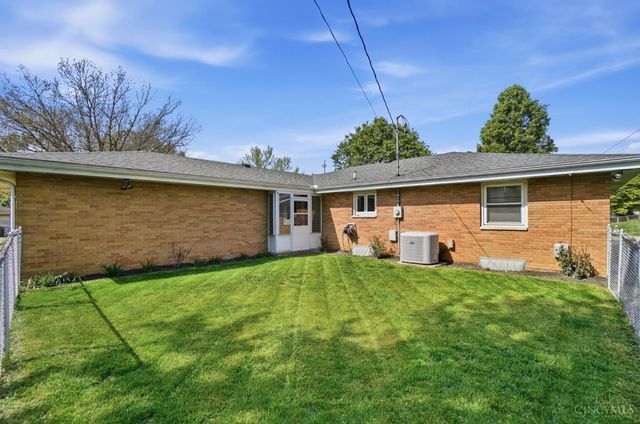 10 Nancy Lane, Hamilton, OH 45013