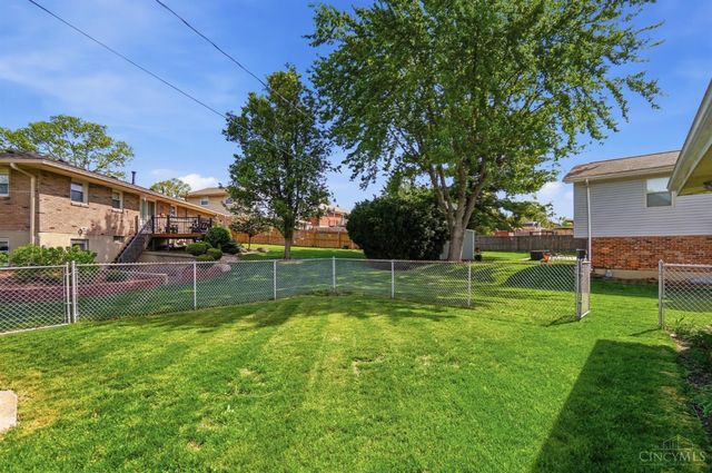 10 Nancy Lane, Hamilton, OH 45013
