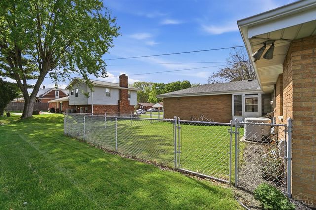 10 Nancy Lane, Hamilton, OH 45013
