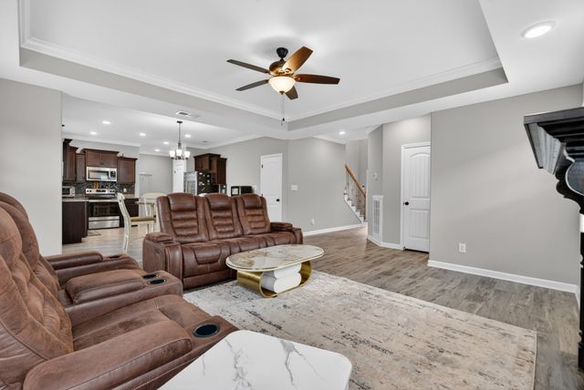 1489 Citadel DR, Clarksville, TN 37042