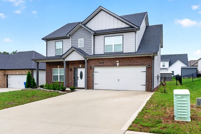 1489 Citadel DR, Clarksville, TN 37042