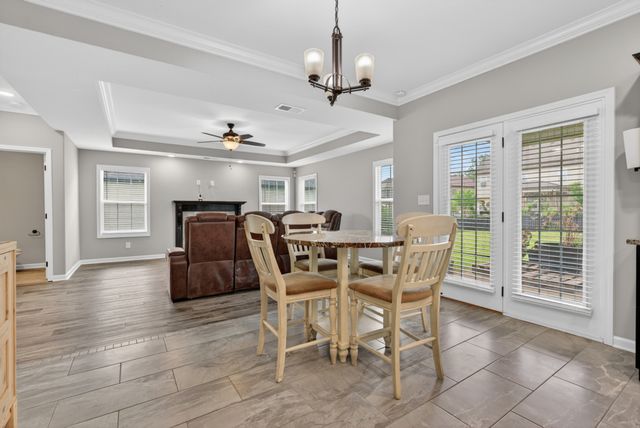 1489 Citadel DR, Clarksville, TN 37042