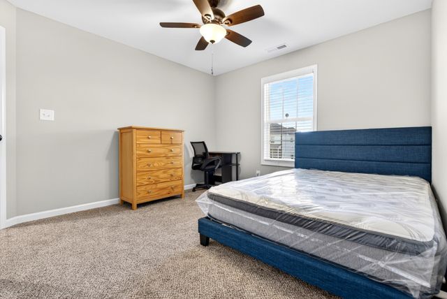1489 Citadel DR, Clarksville, TN 37042