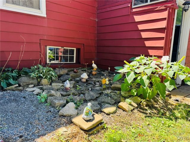 9 Castle Street, Vernon, NY 13421