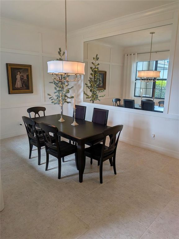 Image 4 of property listing at 12048 FIVE WATERS CIRCLE NA, Fort Myers, FL 33913