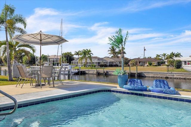 2424 ROSA LANE, Punta Gorda, FL 33950