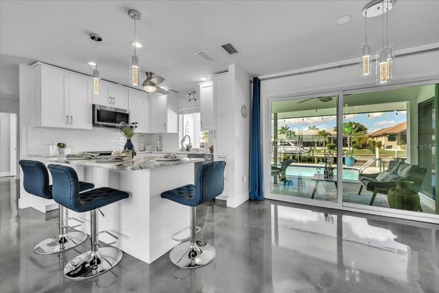 2424 ROSA LANE, Punta Gorda, FL 33950