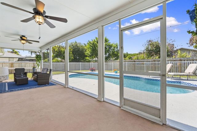 1202 SE Mcfarlane, Port St. Lucie, FL 34952