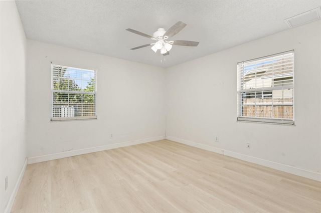 1202 SE Mcfarlane, Port St. Lucie, FL 34952