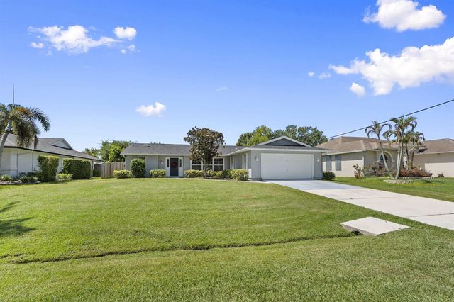 1202 SE Mcfarlane, Port St. Lucie, FL 34952