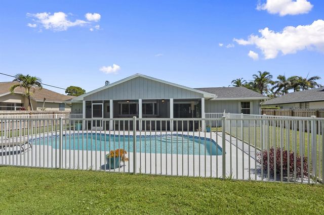 1202 SE Mcfarlane, Port St. Lucie, FL 34952