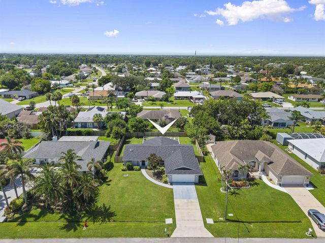 1202 SE Mcfarlane, Port St. Lucie, FL 34952