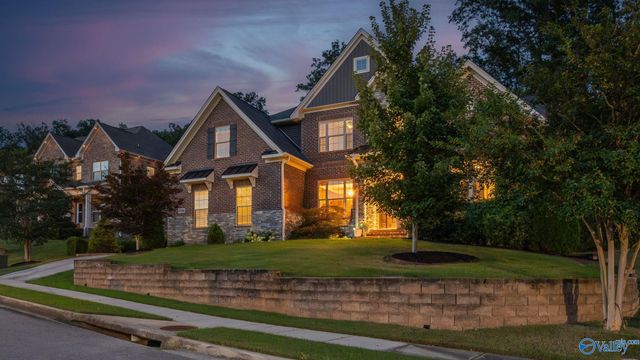 6906 Ridge Pointe Drive SE, Owens Cross Roads, AL 35763