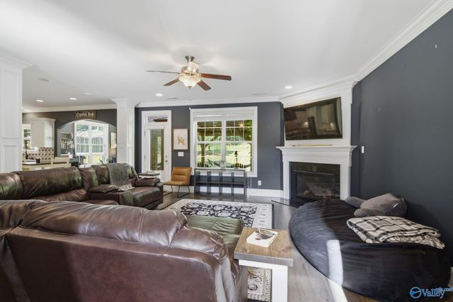 6906 Ridge Pointe Drive SE, Owens Cross Roads, AL 35763