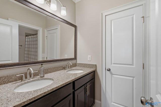 6906 Ridge Pointe Drive SE, Owens Cross Roads, AL 35763