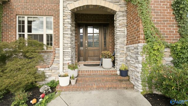 6906 Ridge Pointe Drive SE, Owens Cross Roads, AL 35763