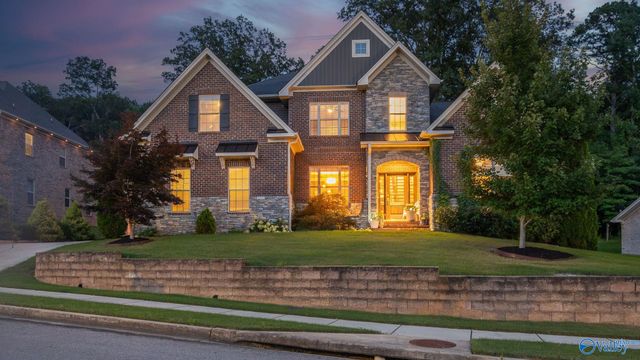 6906 Ridge Pointe Drive SE, Owens Cross Roads, AL 35763