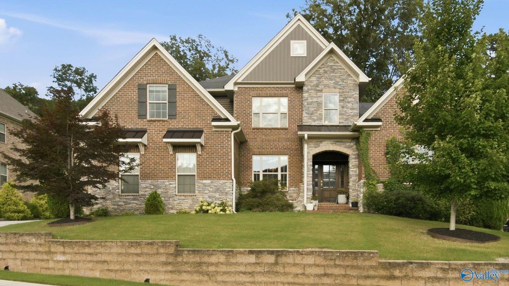 6906 Ridge Pointe Drive SE, Owens Cross Roads, AL 35763