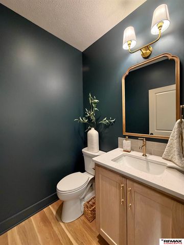 2125 S 95 Street, Lincoln, NE 68520