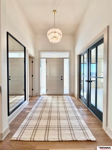 2125 S 95 Street, Lincoln, NE 68520