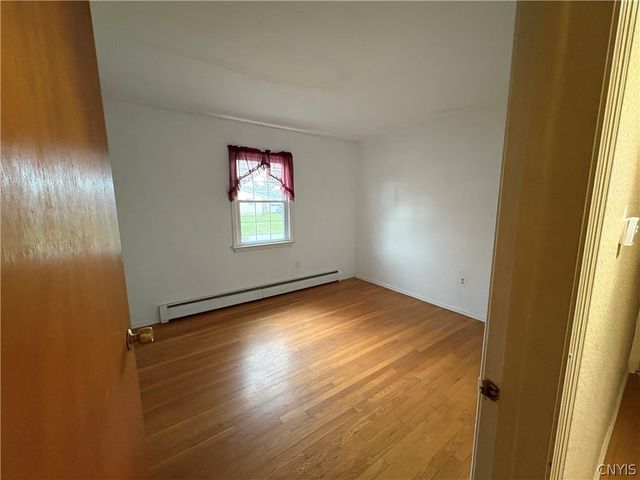 302 Gordon Avenue, Sherrill, NY 13461