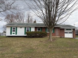 302 Gordon Avenue, Sherrill, NY 13461