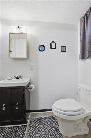 216 S Shrank Avenue, Independence, MO 64056