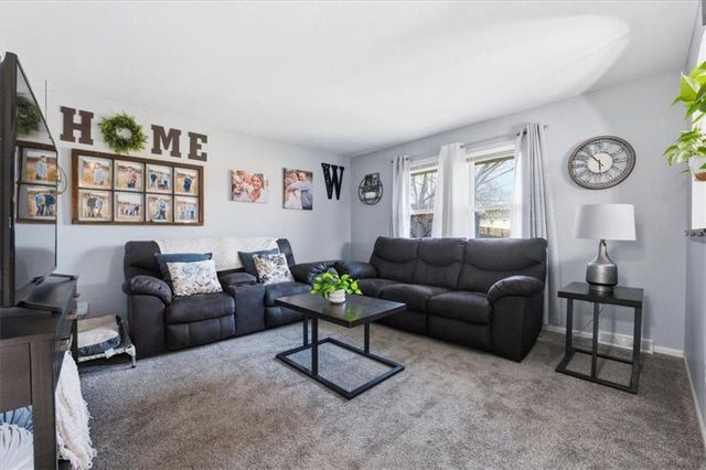 216 S Shrank Avenue, Independence, MO 64056