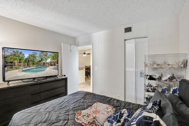 8266 NW 24th Street, Coral Springs, FL 33065