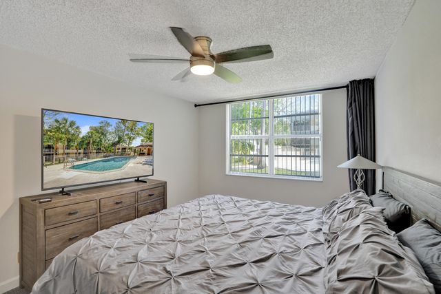 8266 NW 24th Street, Coral Springs, FL 33065