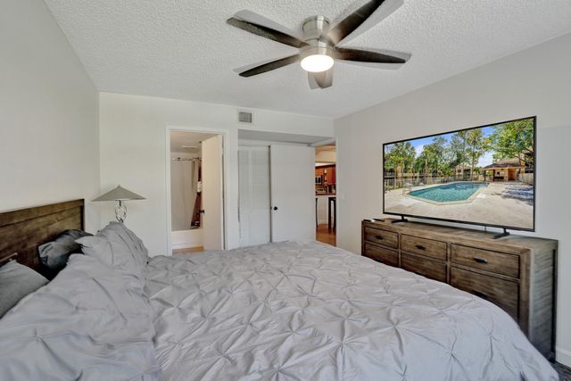 8266 NW 24th Street, Coral Springs, FL 33065