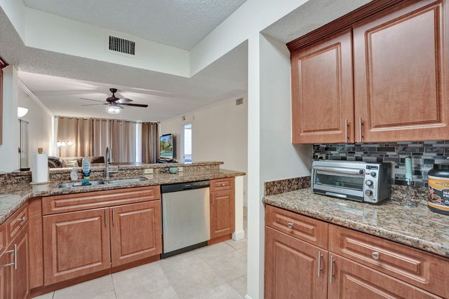 8266 NW 24th Street, Coral Springs, FL 33065