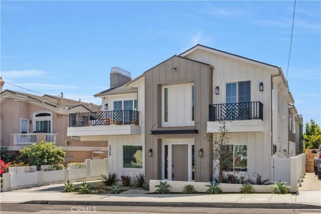 2420 Ives Lane B, Redondo Beach, CA 90278
