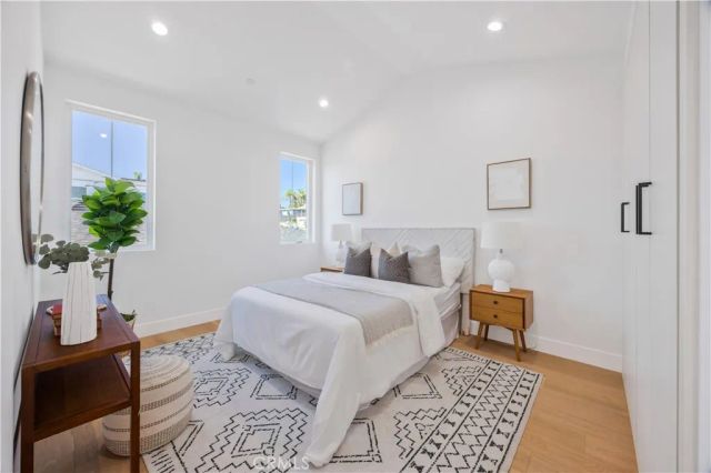 2420 Ives Lane B, Redondo Beach, CA 90278