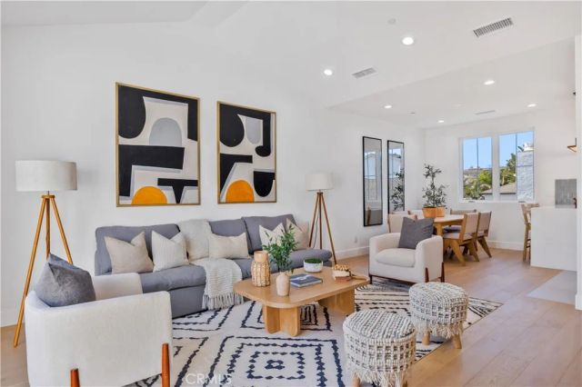 2420 Ives Lane B, Redondo Beach, CA 90278